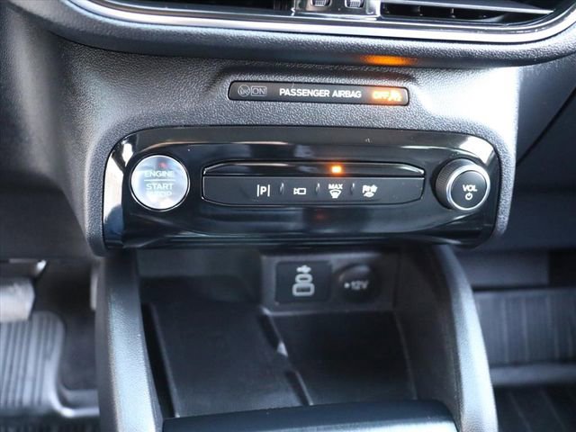 Used 2025 Ford Escape Platinum w/ Premium Technology Package image 22