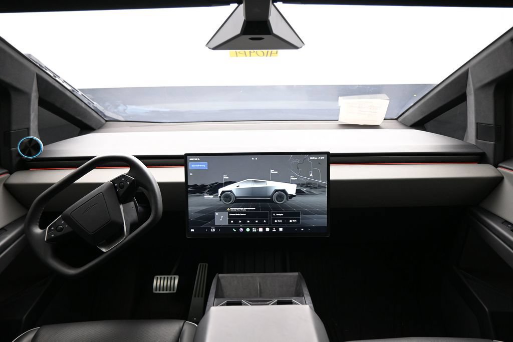 Used 2025 Tesla Cybertruck AWD Crew Cab image 14