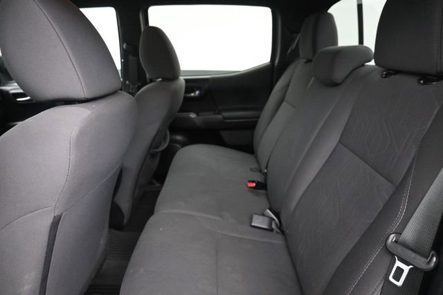 Used 2019 Toyota Tacoma TRD Sport AWD/4WD image 19