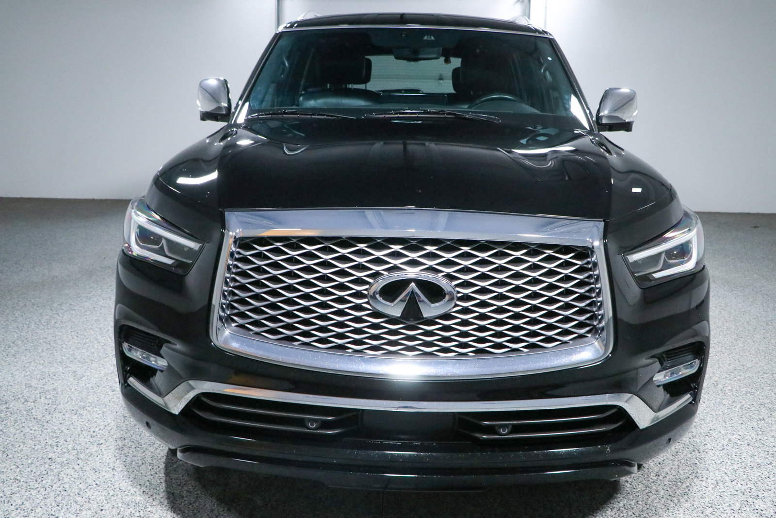 Used 2023 INFINITI QX80 Sensory w/ Cargo Package AWD/4WD image 4