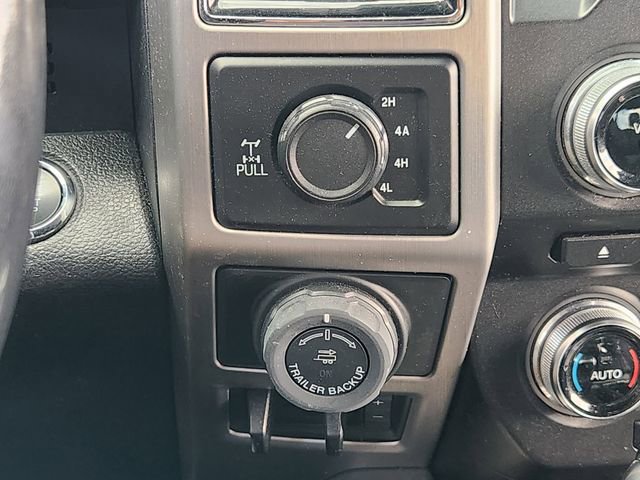 Used 2018 Ford F150 Platinum w/ Equipment Group 701A Luxury image 22