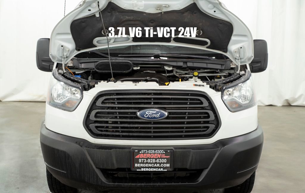 Used 2019 Ford Transit 250 130 Low Roof RWD image 3