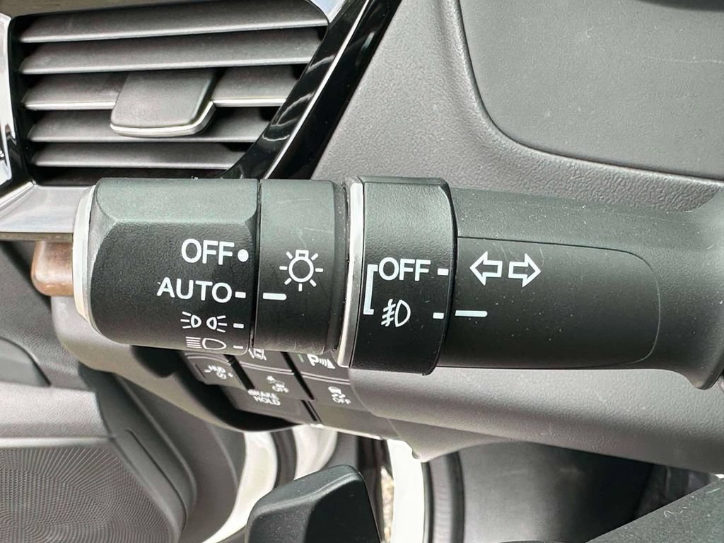 Used 2021 Acura RDX AWD w/ Advance Package image 23