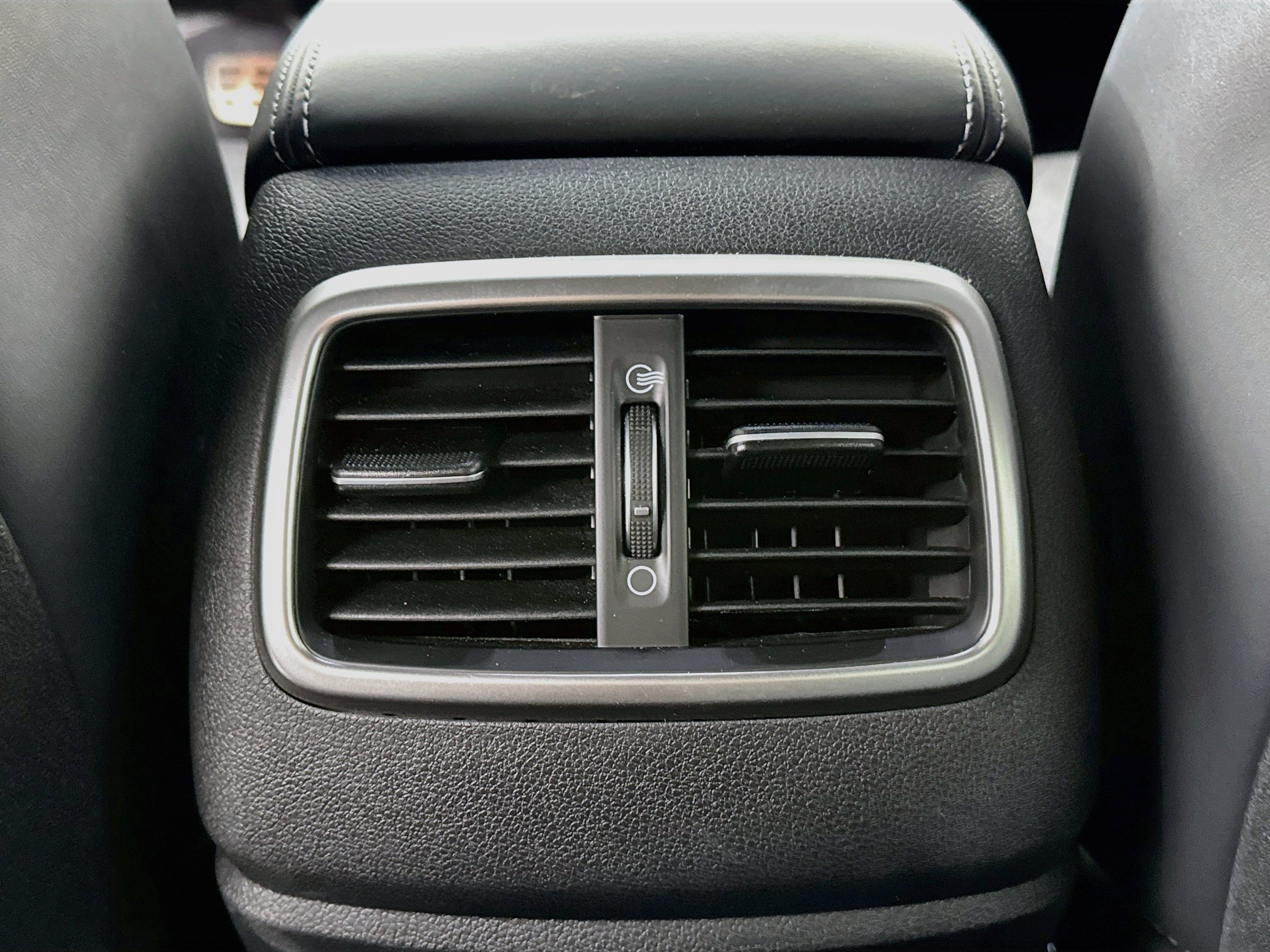 Used 2019 Kia Sorento SX AWD/4WD image 28