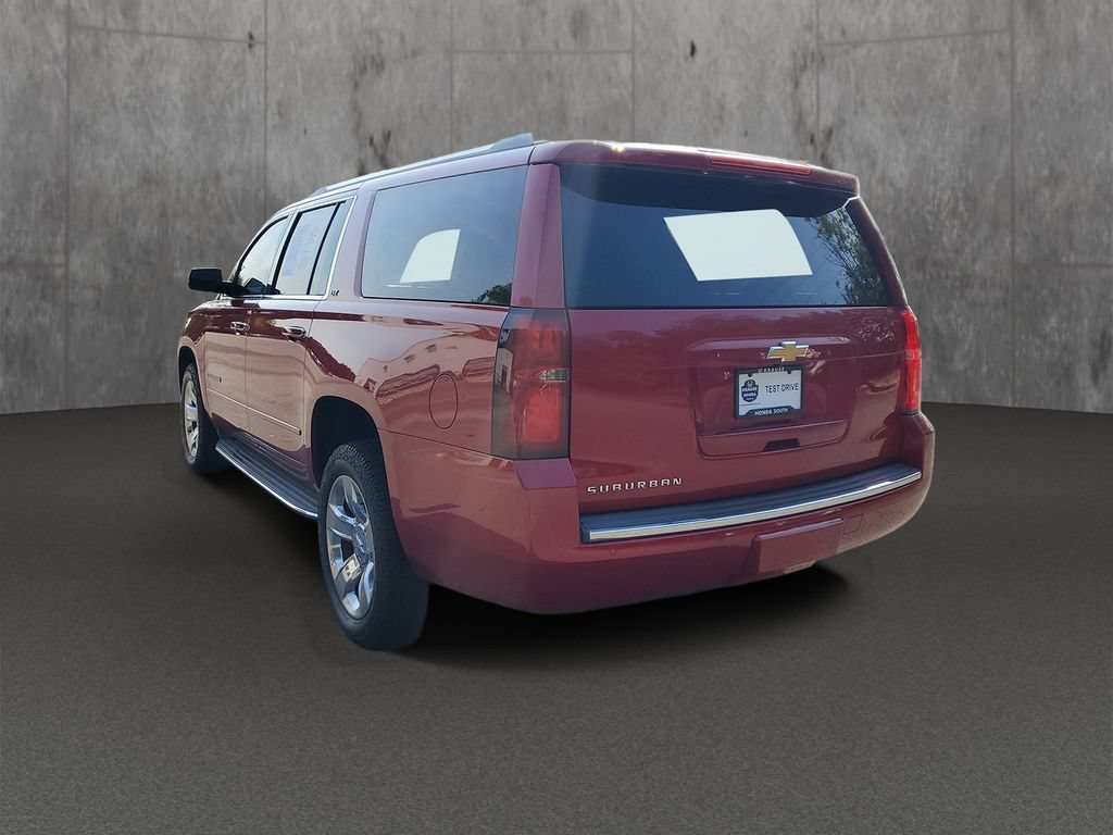 Used 2015 Chevrolet Suburban LTZ RWD image 4