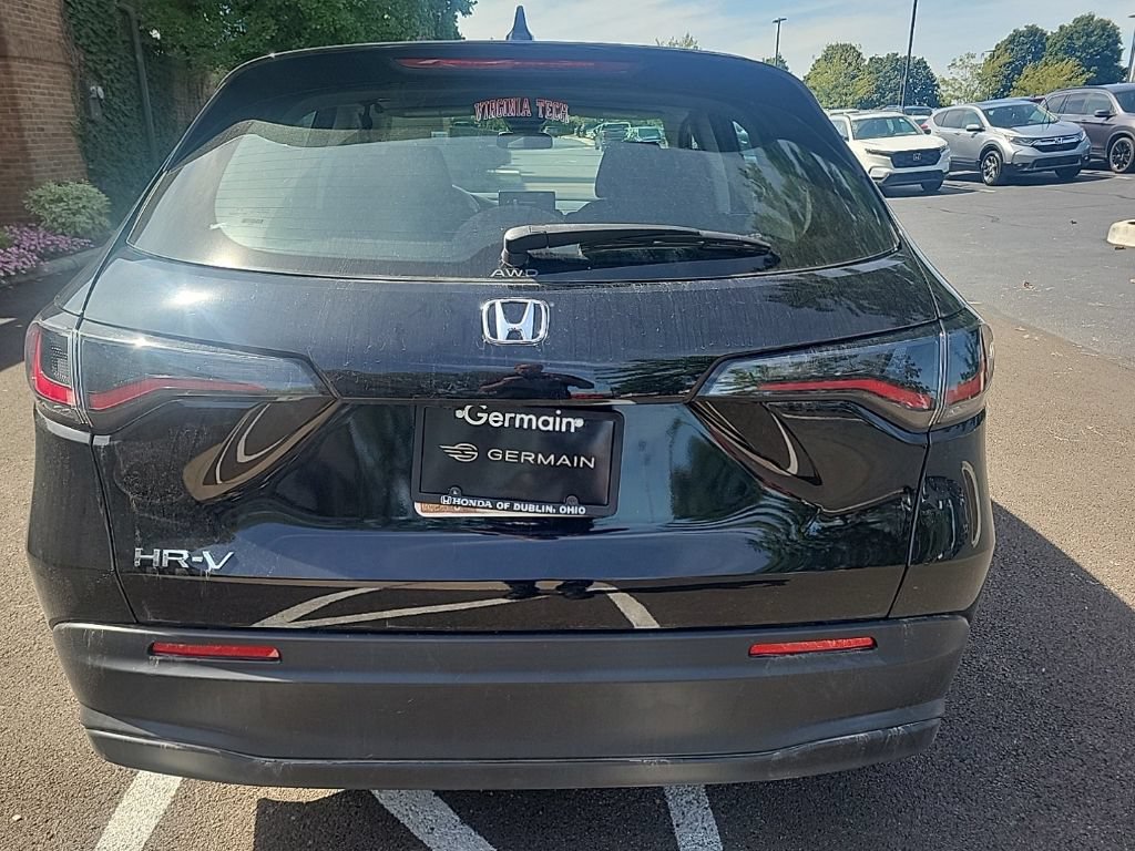 Used 2023 Honda HR-V LX image 7