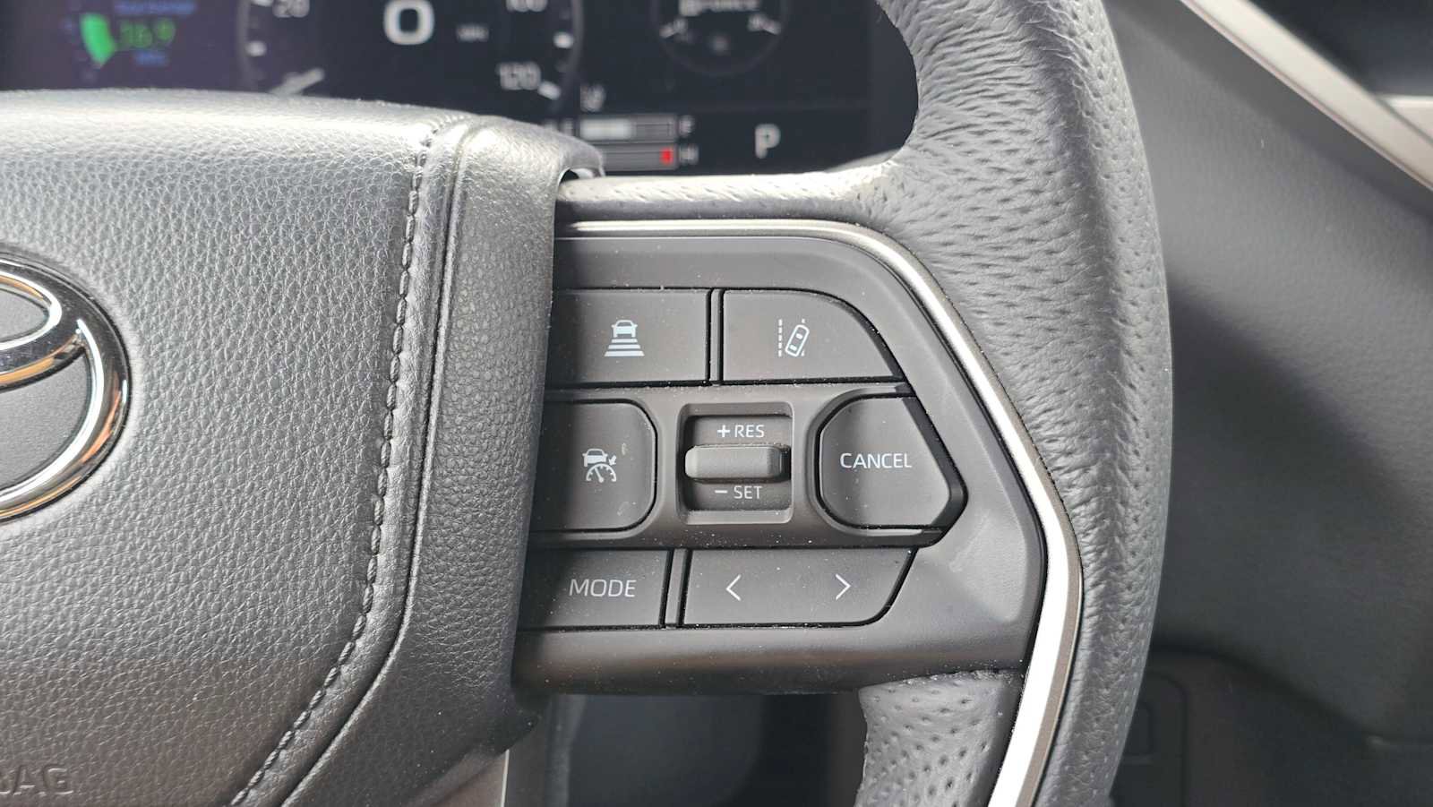 Certified 2025 Toyota Tundra Limited w/ TRD Off-Road Package AWD/4WD image 30