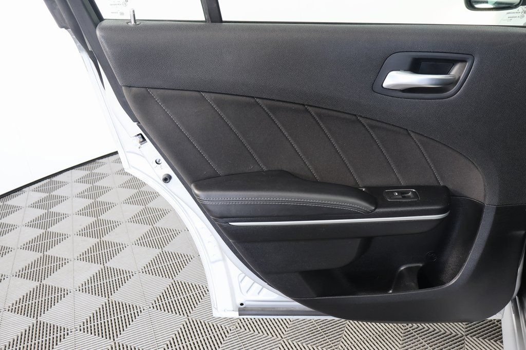 Used 2020 Dodge Charger GT RWD image 13