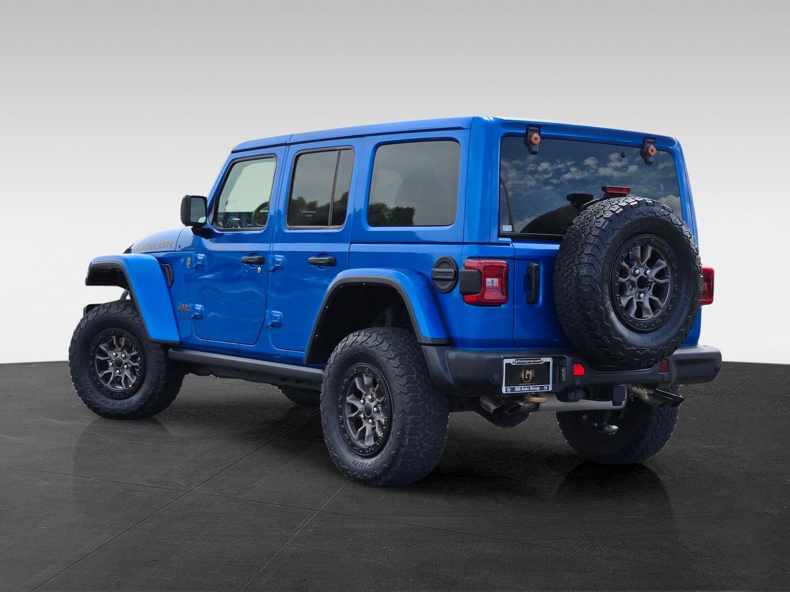 Used 2022 Jeep Wrangler Unlimited Rubicon w/ Trailer Tow Package image 8