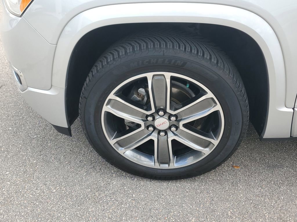 Used 2019 GMC Acadia Denali w/ Technology Package image 11