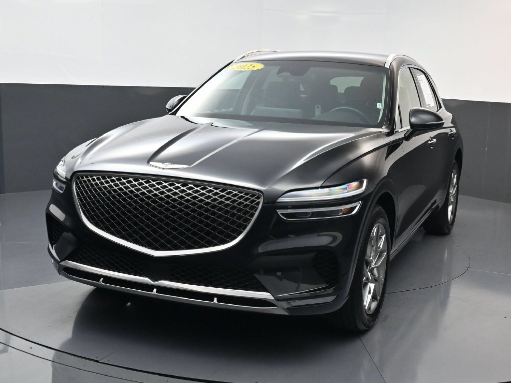 Used 2025 Genesis GV70 2.5T AWD/4WD image 7