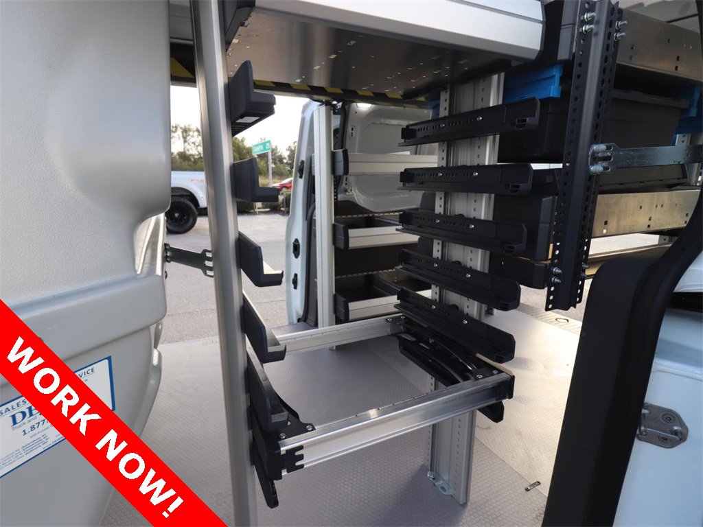 Certified 2023 Ford Transit Connect XL image 4