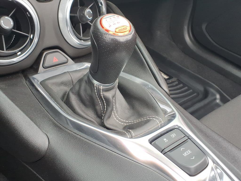 Used 2017 Chevrolet Camaro SS image 19