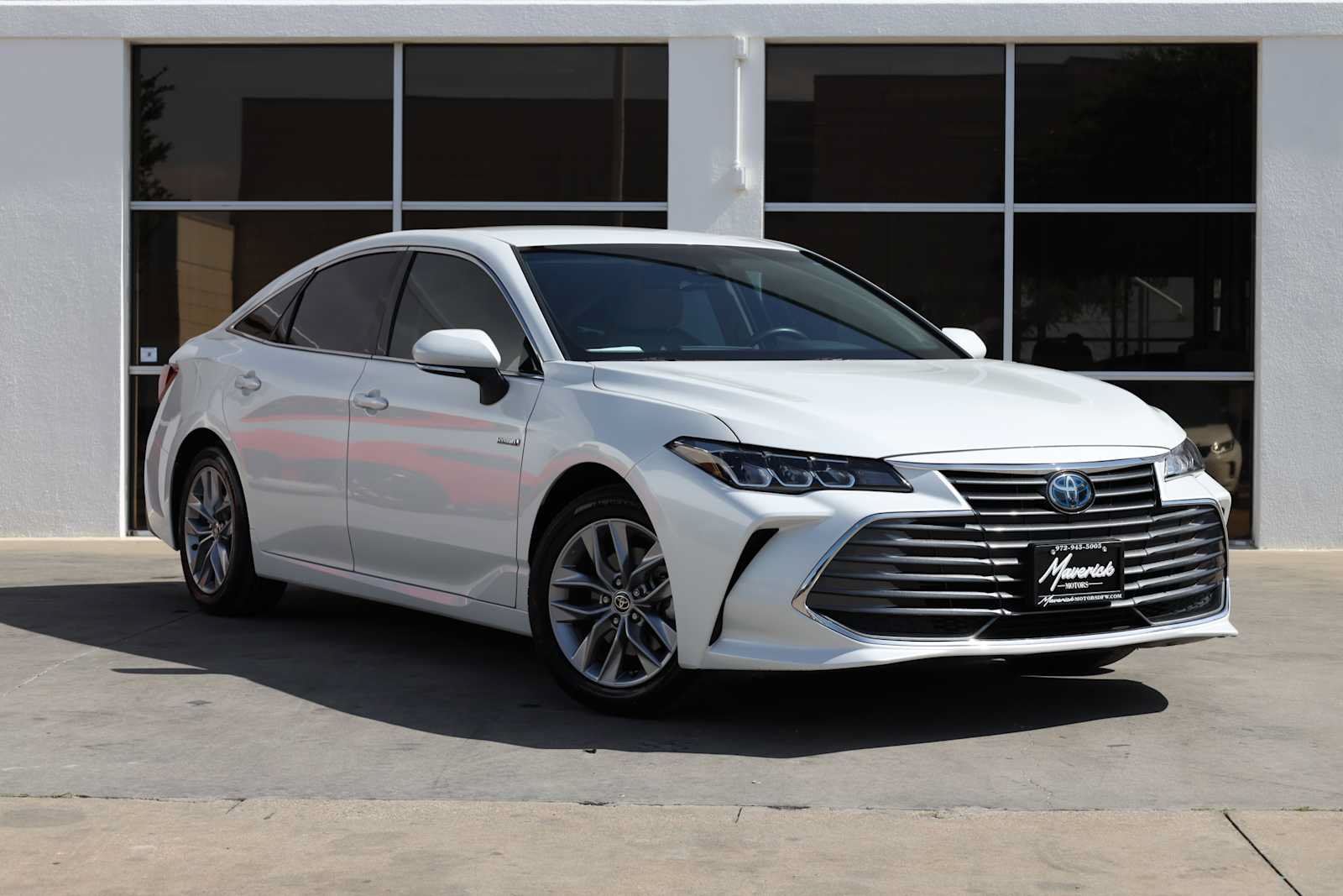 Used 2021 Toyota Avalon XLE FWD image 5