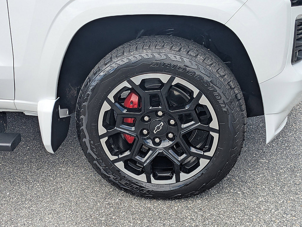 Certified 2026 Chevrolet Colorado Z71 w/ Technology Package AWD/4WD image 10