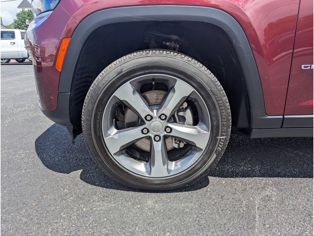 New 2026 Jeep Grand Cherokee L Limited AWD/4WD image 18
