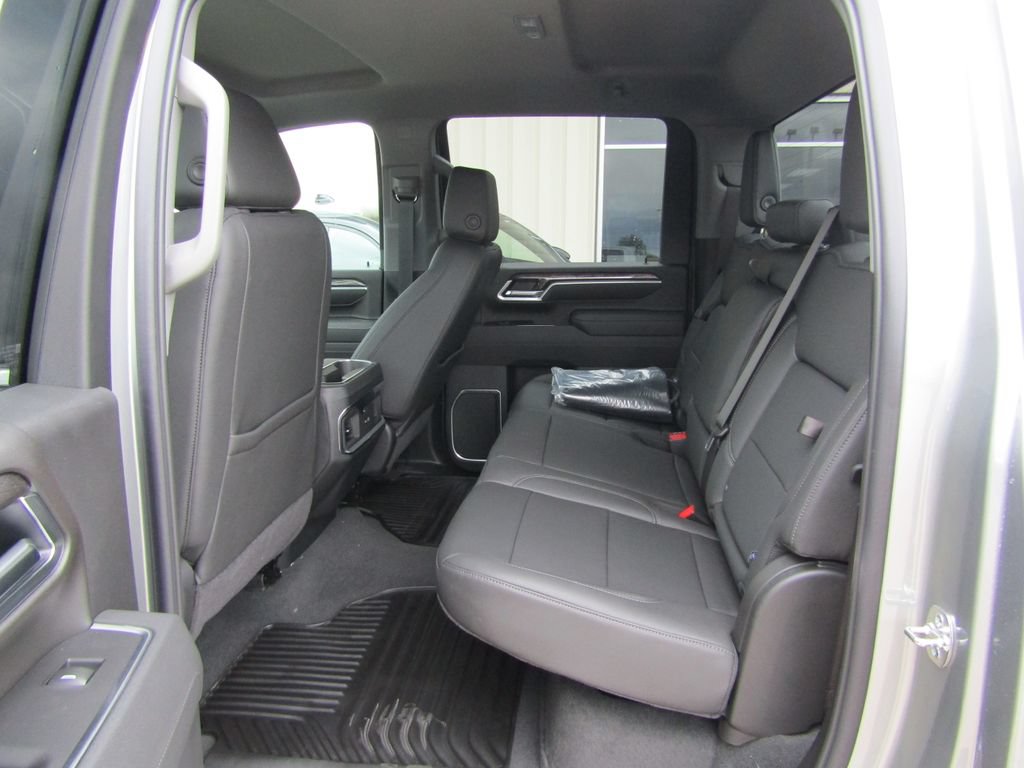 New 2026 Chevrolet Silverado 3500 LTZ w/ LTZ Convenience Package AWD/4WD image 35