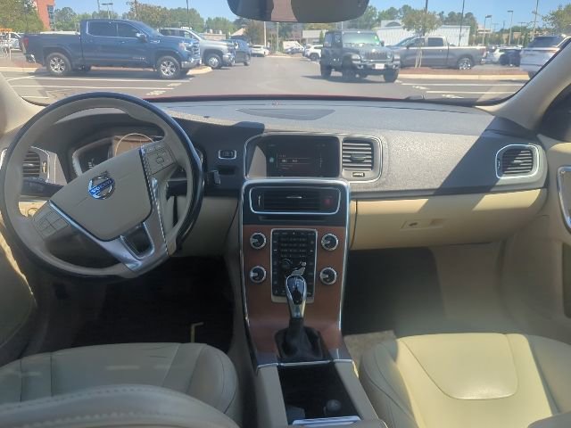 Used 2016 Volvo S60 T5 Premier FWD image 11