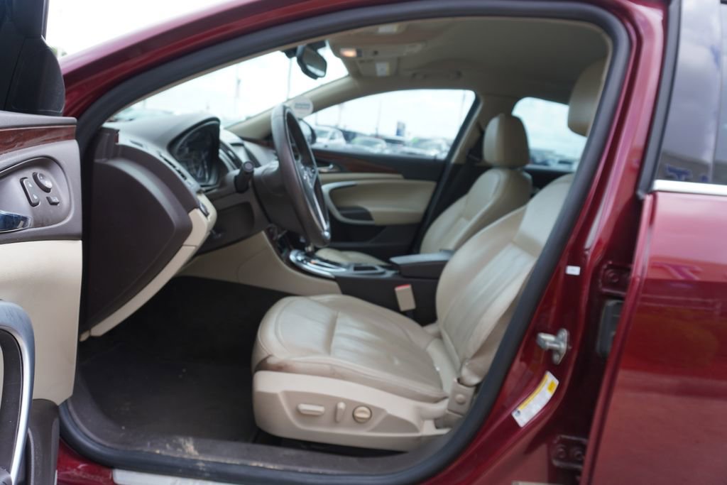 Used 2017 Buick Regal Premium image 7