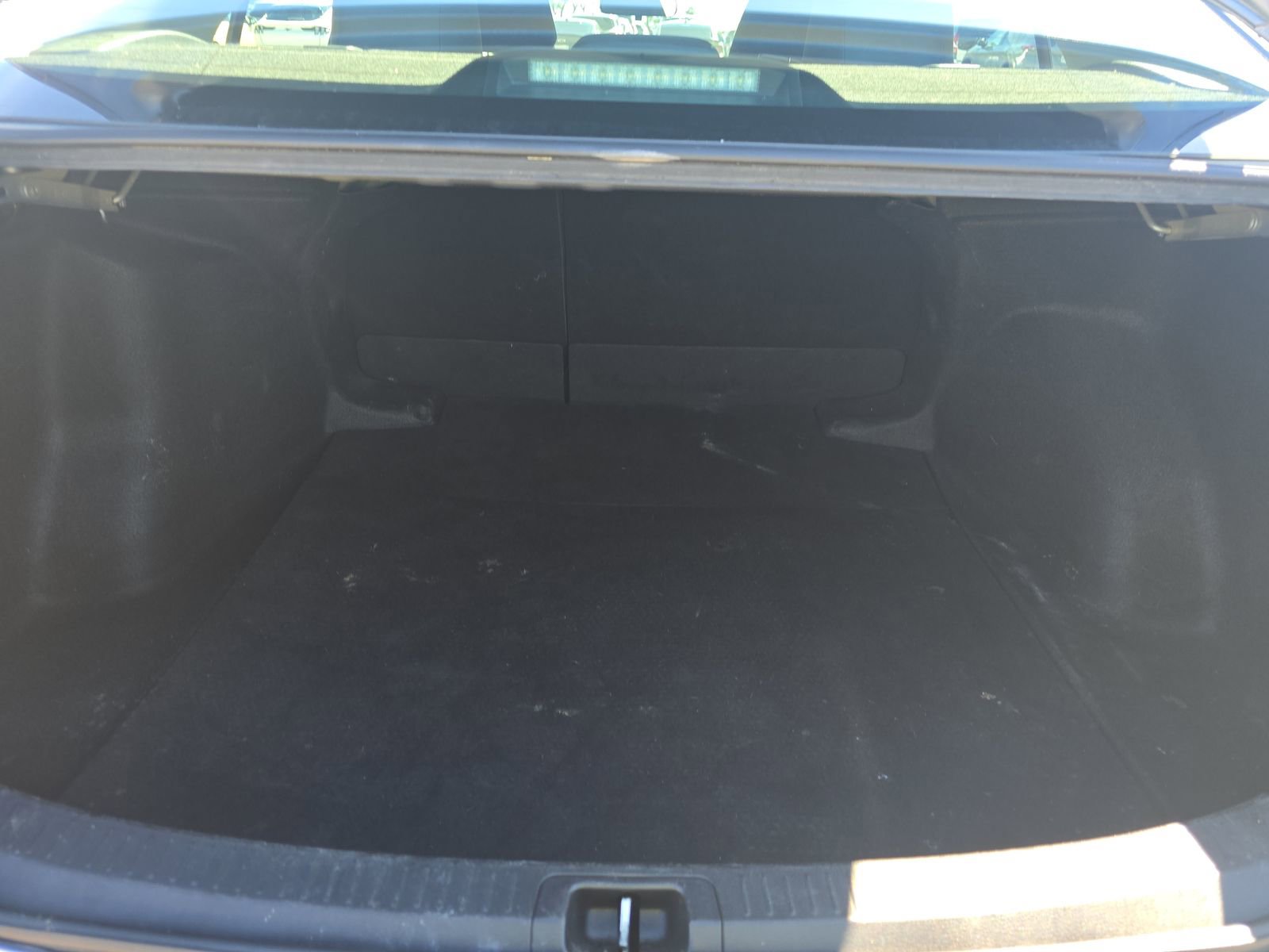 Used 2022 Toyota Corolla LE FWD image 16
