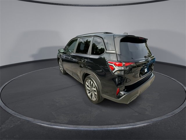 Used 2025 Subaru Forester Touring image 6