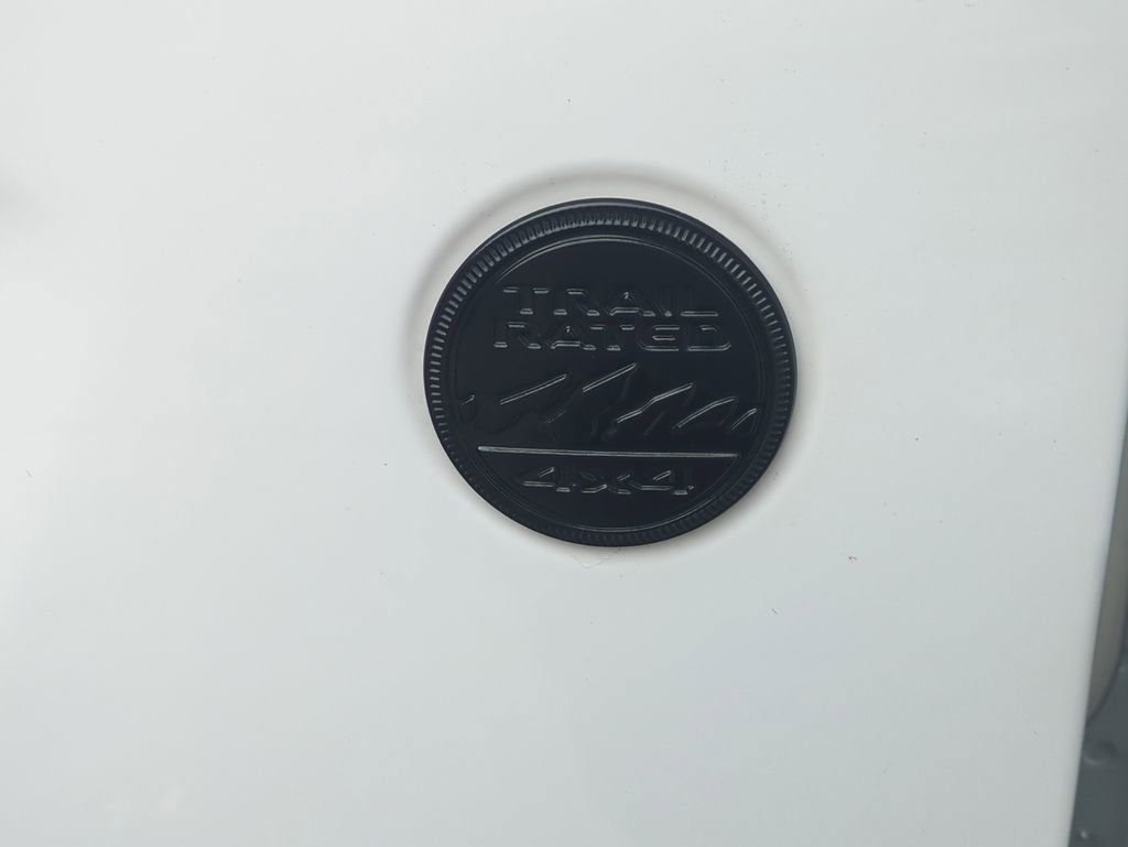 Used 2022 Jeep Wrangler Unlimited Sport w/ Xtreme Recon 35" Tire Package image 17