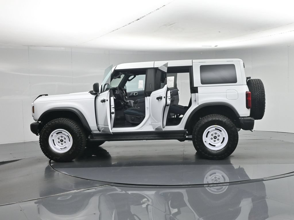New 2026 Ford Bronco Heritage Edition AWD/4WD image 34