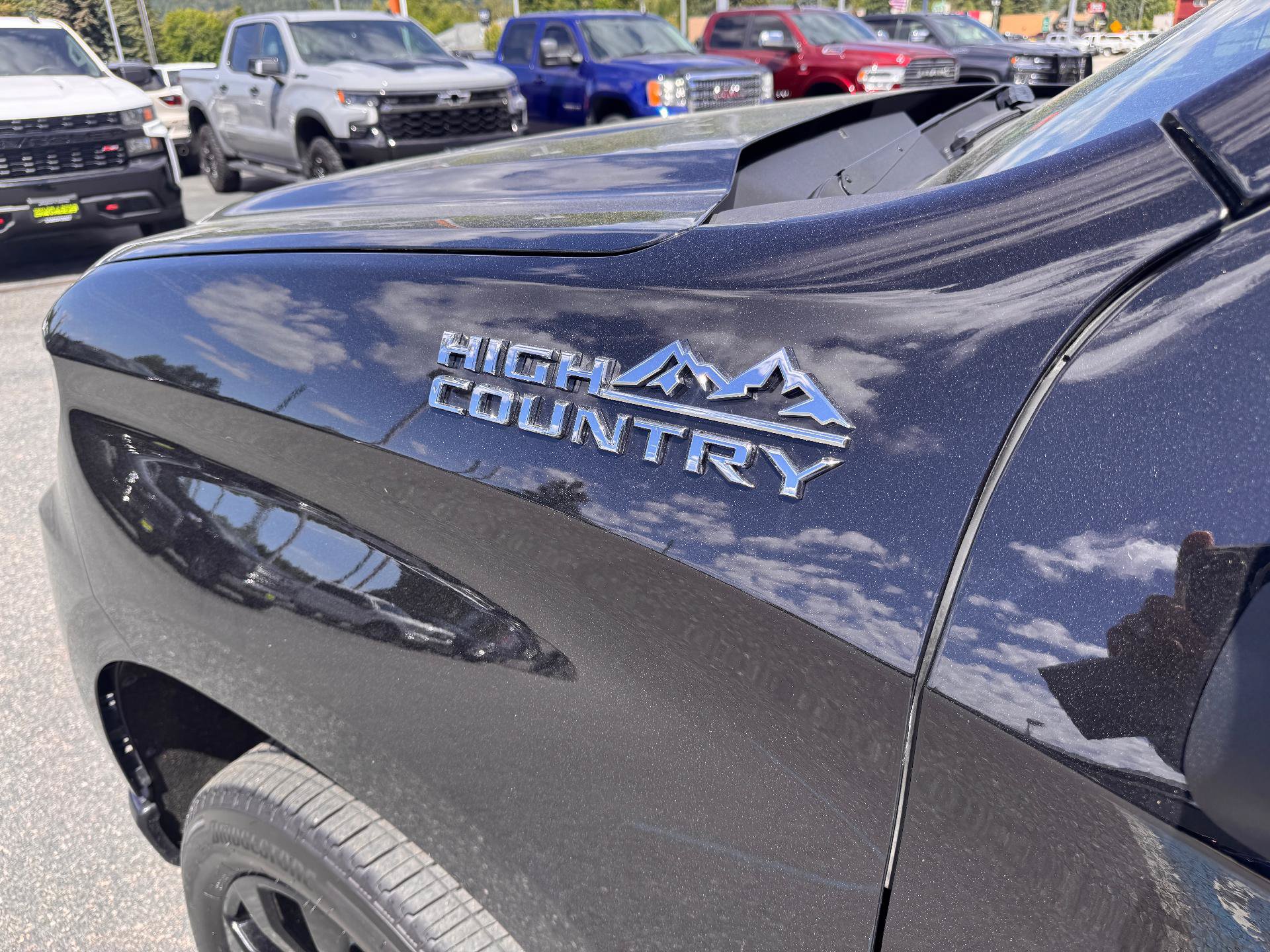 Used 2021 Chevrolet Silverado 1500 High Country w/ Technology Package AWD/4WD image 49