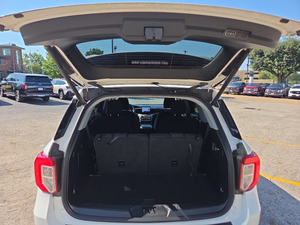 Used 2024 Ford Explorer XLT RWD image 21