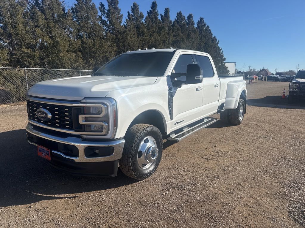 Used 2024 Ford F350 Lariat w/ FX4 Off-Road Package image 2