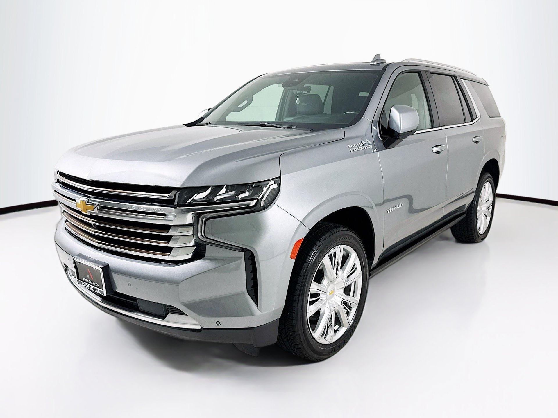 Used 2023 Chevrolet Tahoe High Country AWD/4WD image 3