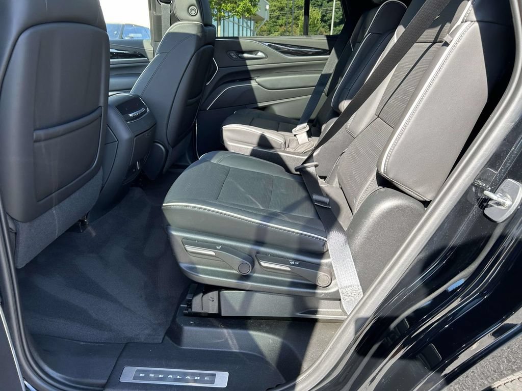 Certified 2023 Cadillac Escalade Sport w/ Touring Package AWD/4WD image 13