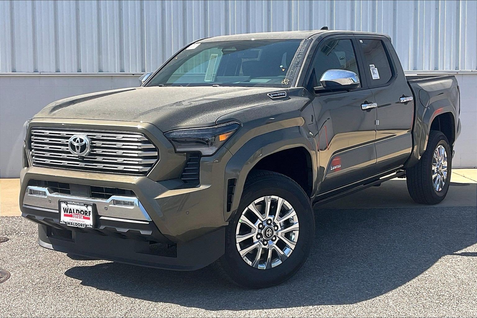 New 2026 Toyota Tacoma Limited AWD/4WD image 2