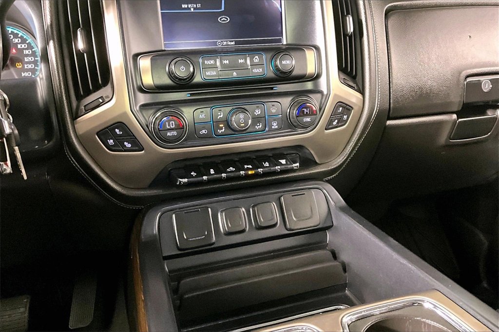 Certified 2019 GMC Sierra 2500 Denali w/ Duramax Plus Package image 10