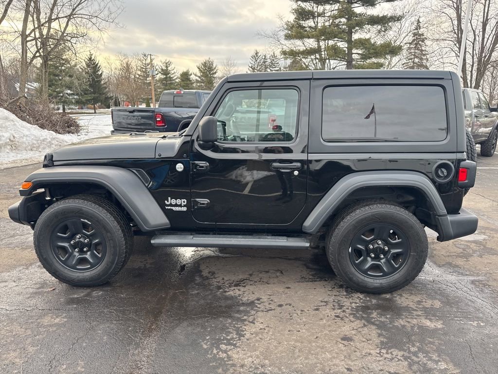 Used 2019 Jeep Wrangler Sport image 6