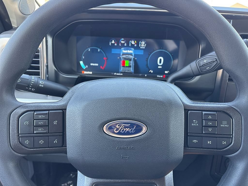 New 2026 Ford F350 XLT w/ XLT Premium Package AWD/4WD image 24