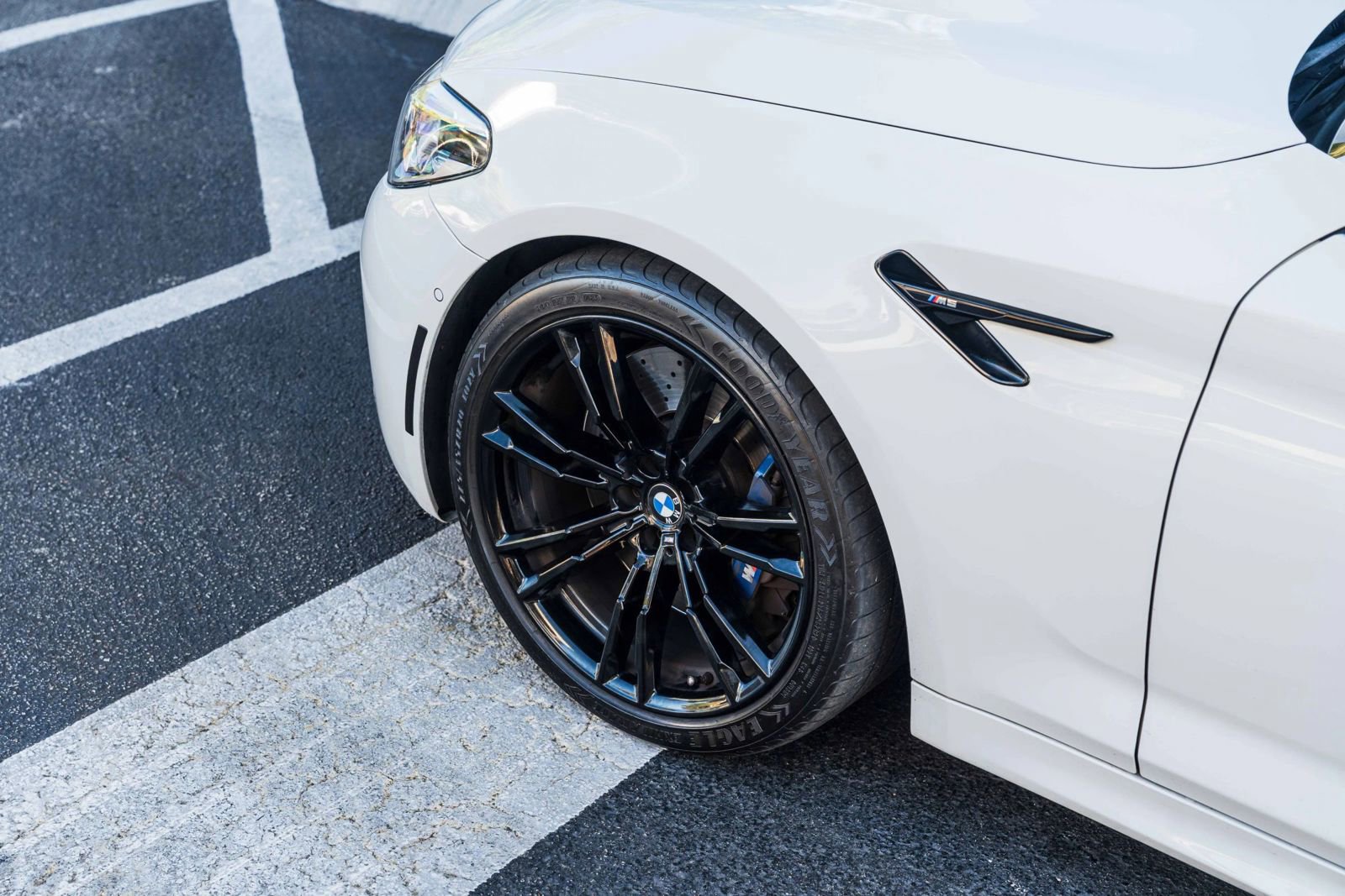 Used 2020 BMW M5 w/ Executive Package image 8