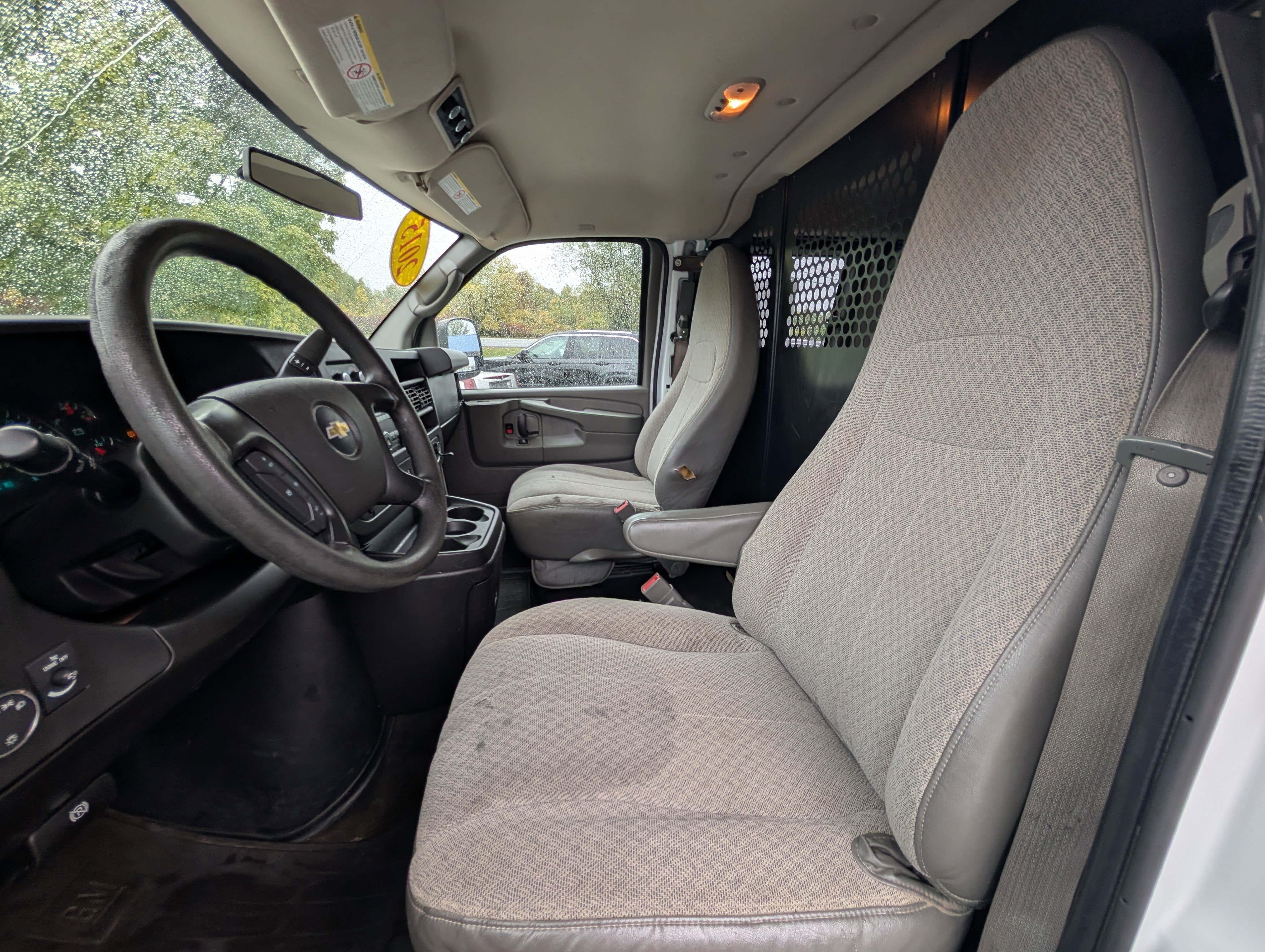Used 2015 Chevrolet Express 3500 LT w/ LT Preferred Equipment Group image 27