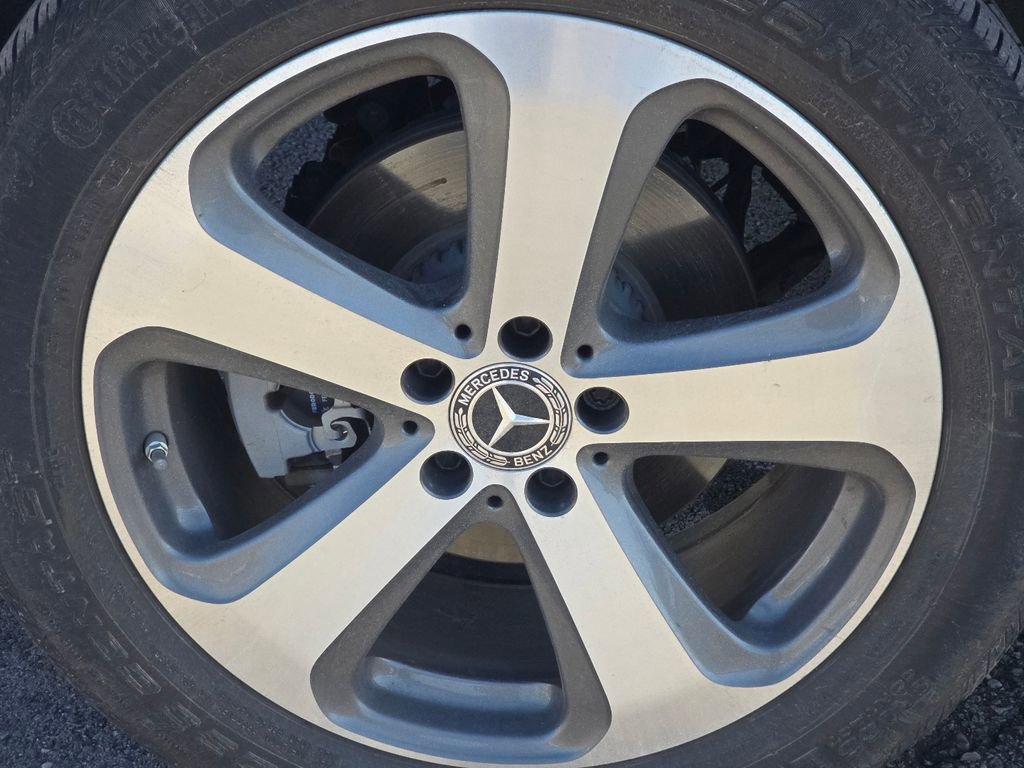 Certified 2022 Mercedes-Benz GLC 300 4MATIC image 11