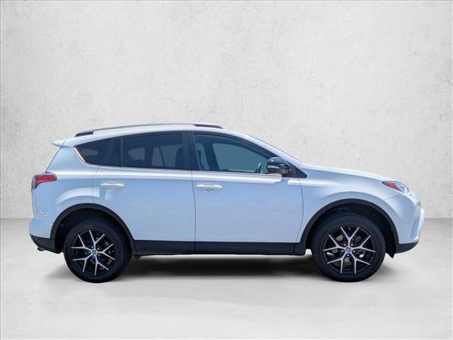 Used 2017 Toyota RAV4 SE FWD image 4