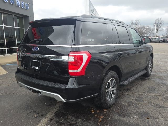 Used 2021 Ford Expedition XLT image 4