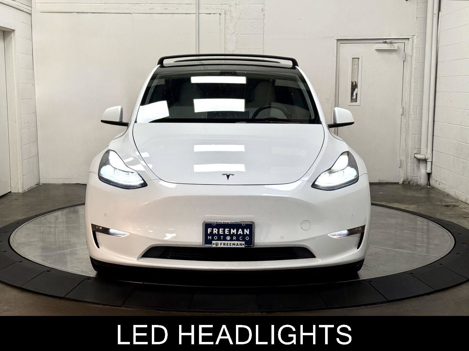 Used 2021 Tesla Model Y Performance AWD/4WD image 2
