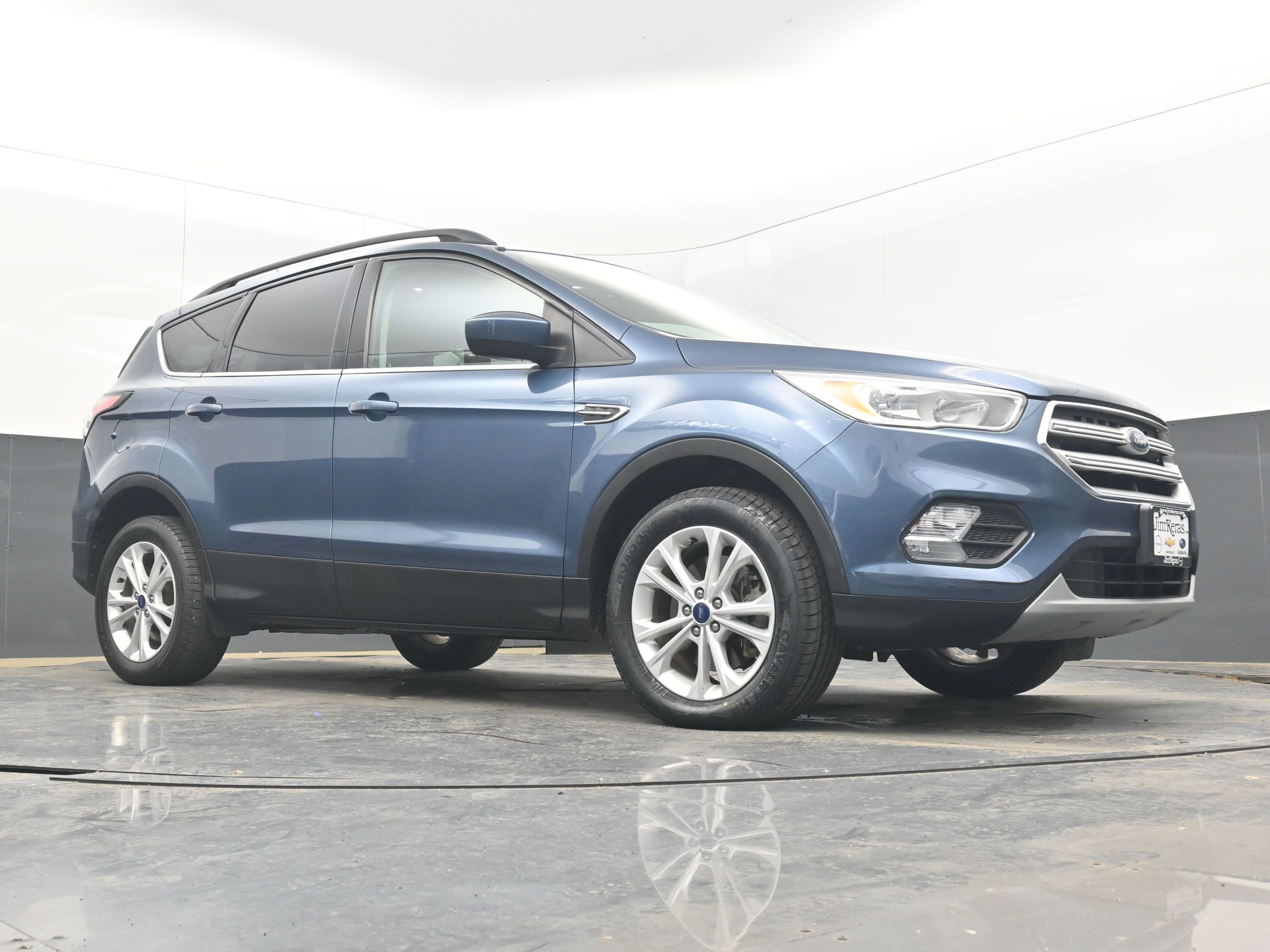 Used 2018 Ford Escape SE image 18