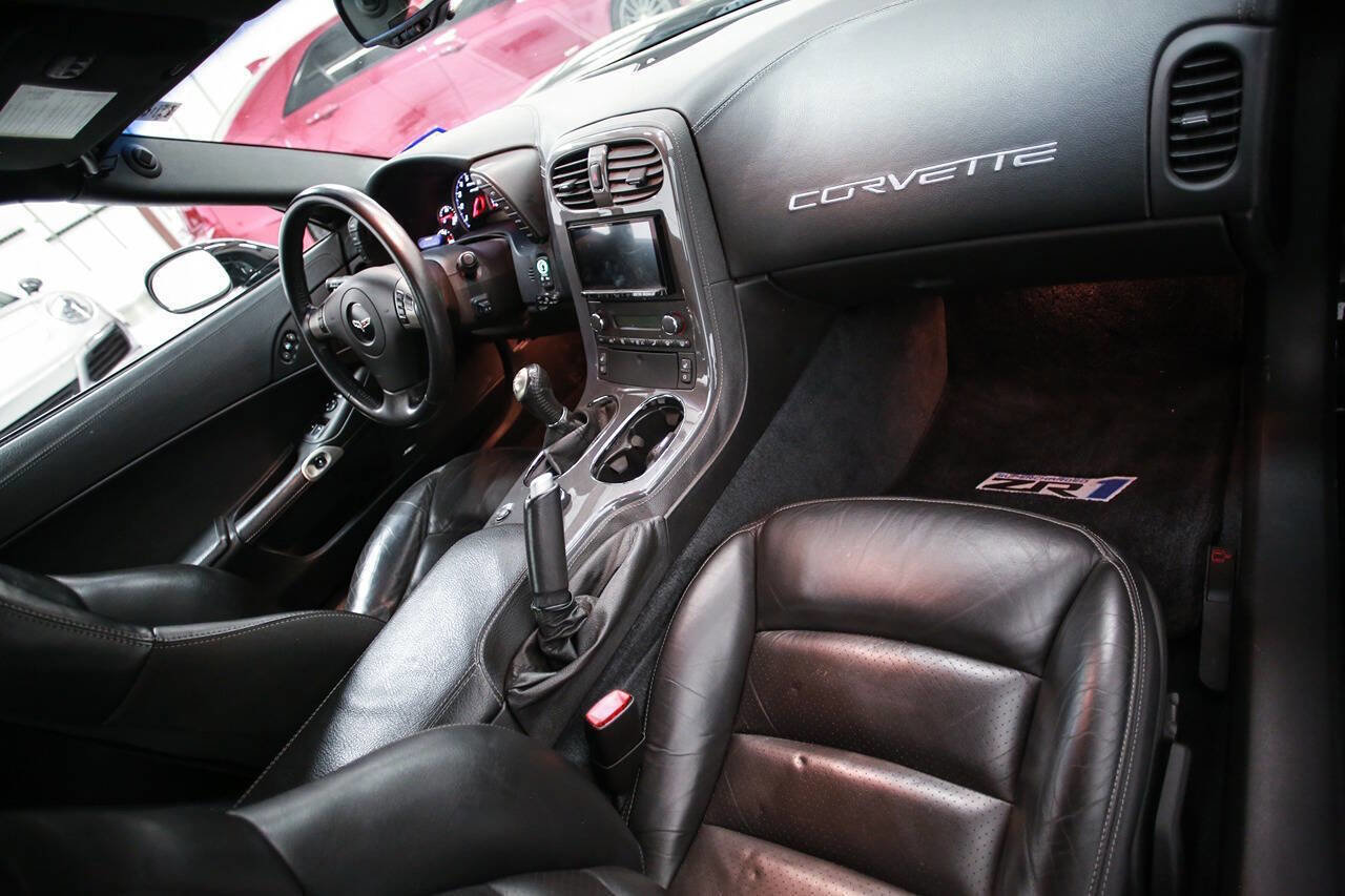 Used 2009 Chevrolet Corvette ZR1 w/ Preferred Equipment Group RWD image 28