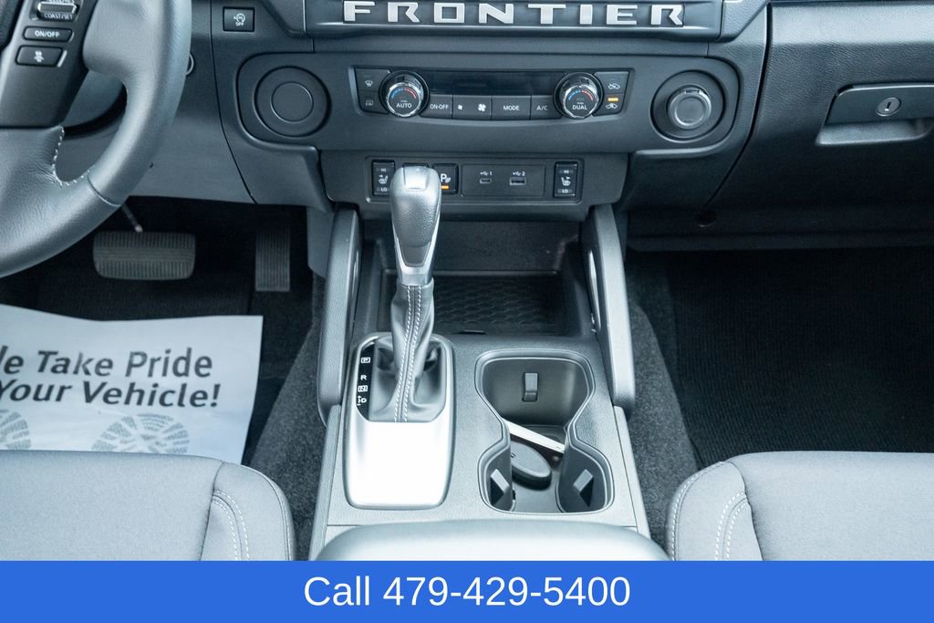 Used 2025 Nissan Frontier SV w/ SV Convenience Package image 31