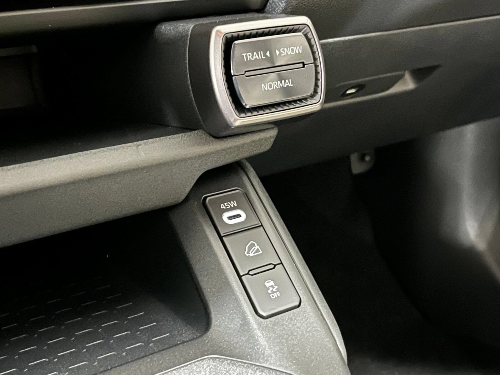 New 2026 Toyota RAV4 XLE Premium AWD/4WD image 27