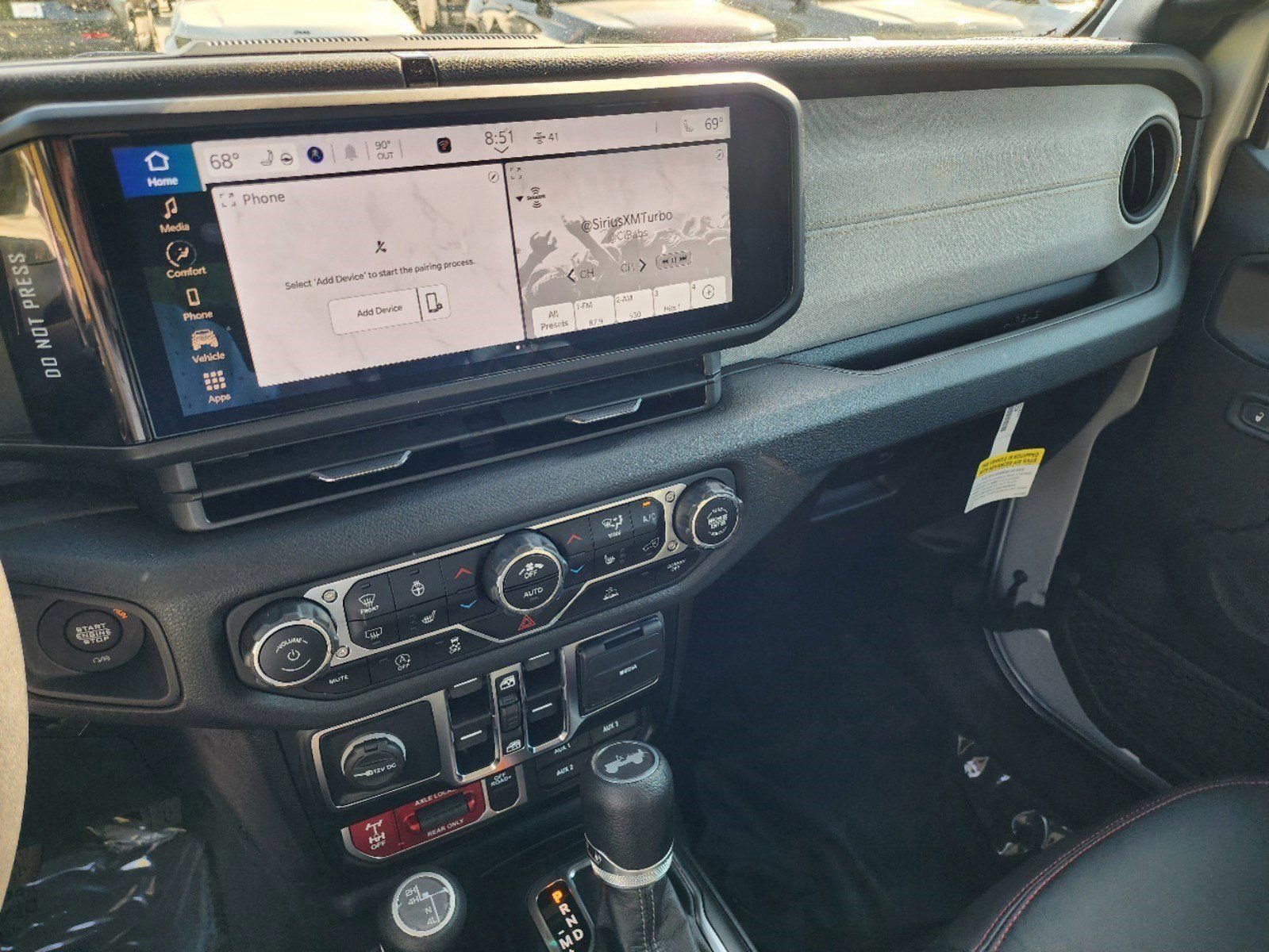 Used 2024 Jeep Wrangler Unlimited Sport image 7