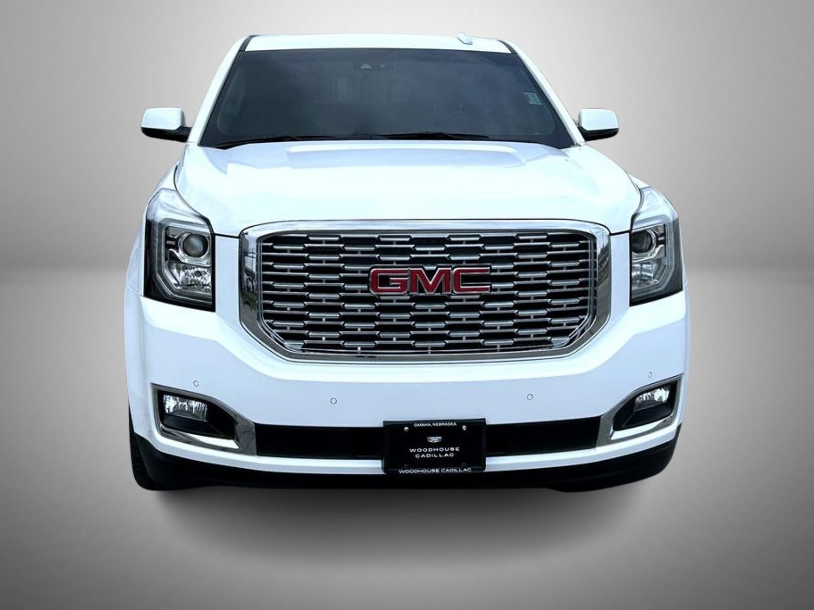 Used 2020 GMC Yukon Denali w/ Denali Premium Package AWD/4WD image 2