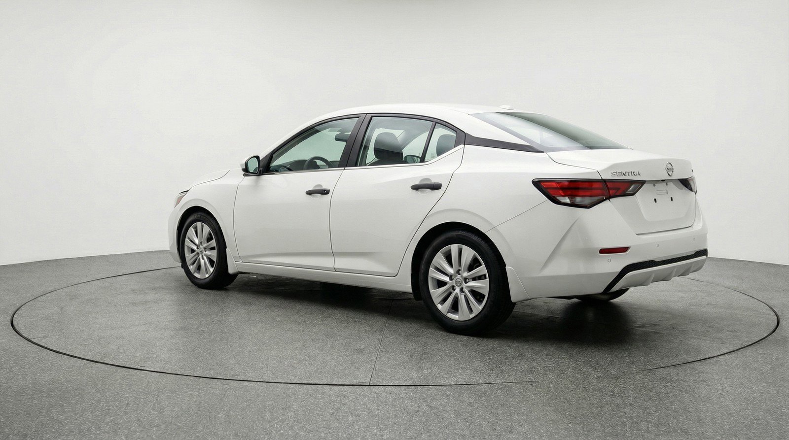 Used 2025 Nissan Sentra S image 6