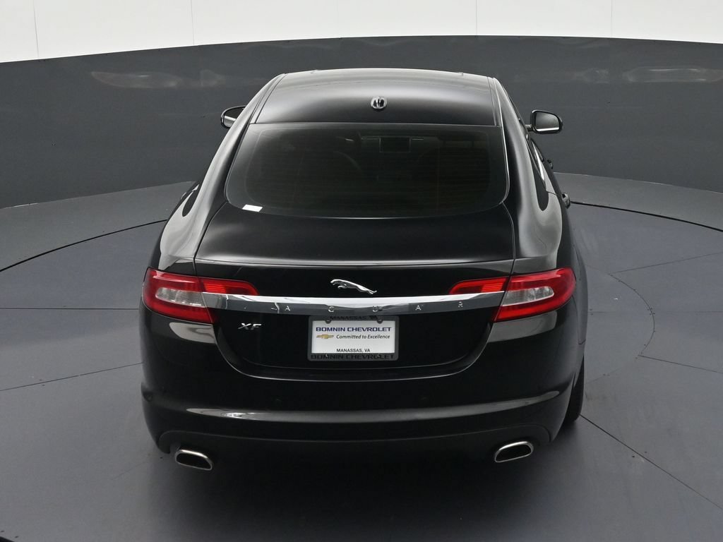 Used 2011 Jaguar XF Premium RWD image 25